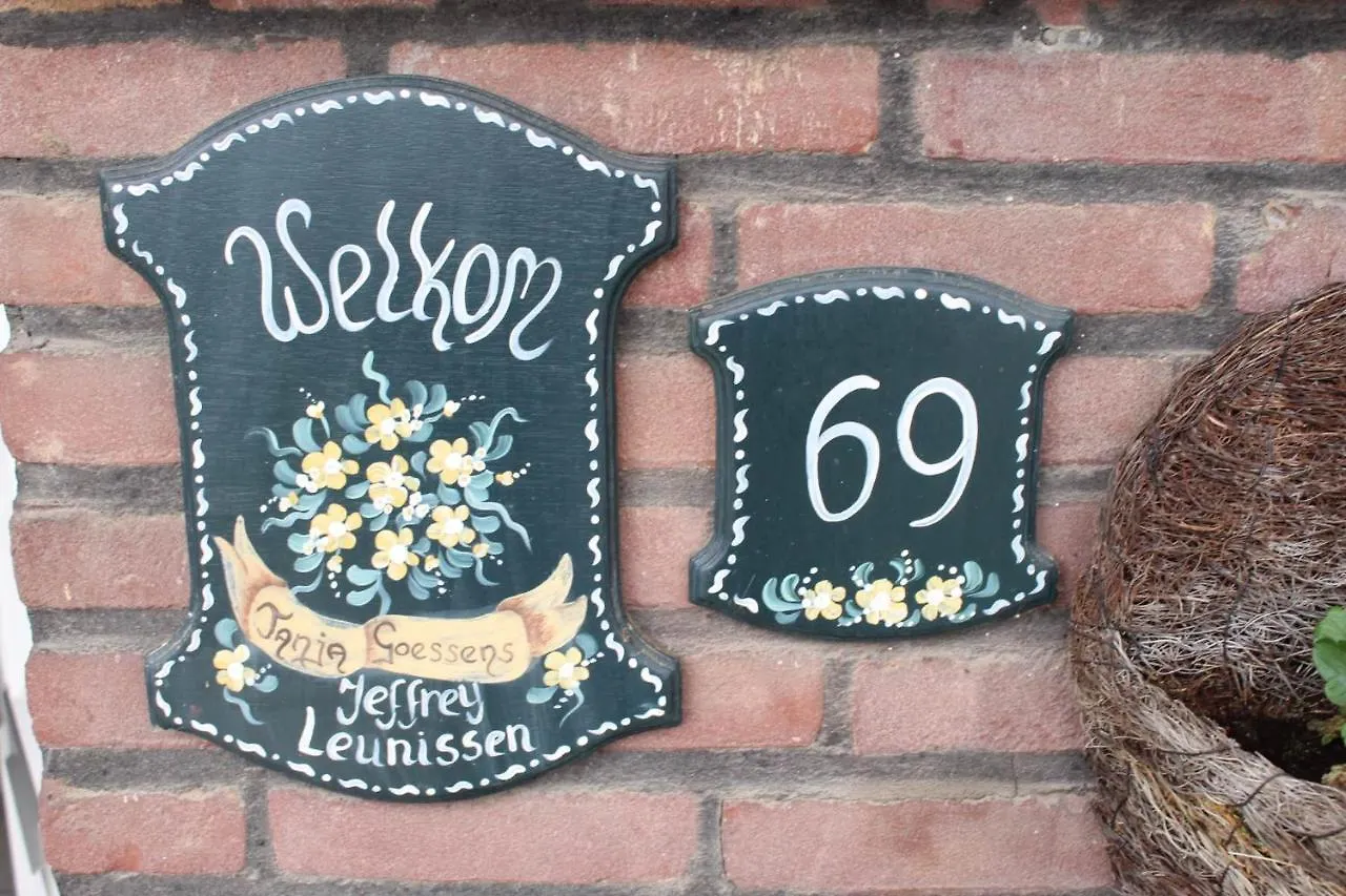 Tanja'S B&B Maastricht 0*,  Hollanda